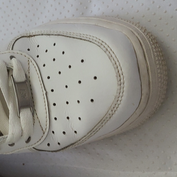 NIKE AIR FORCE 1 MID WHITE 2014(GS) YOUTH SHOE - Picture 4 of 12